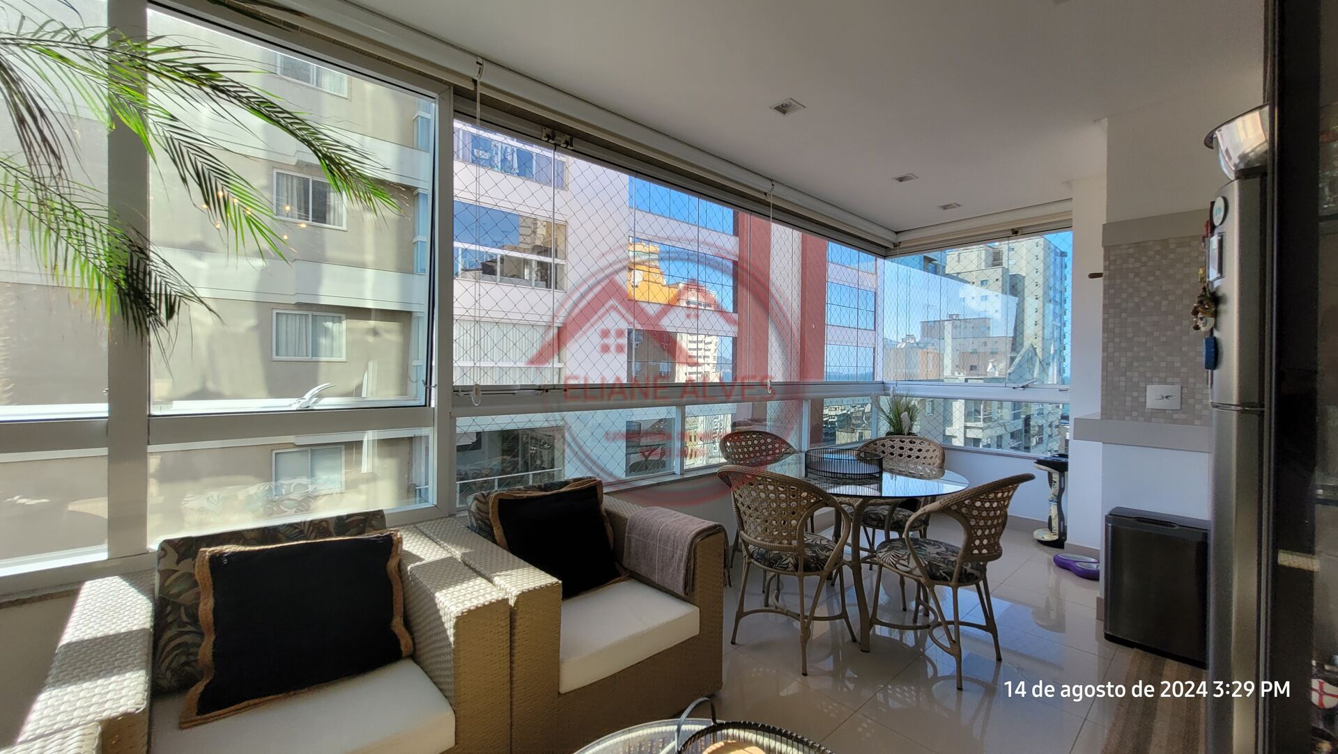 Apartamento Alto Padrão em Meia Praia, Itapema-SC