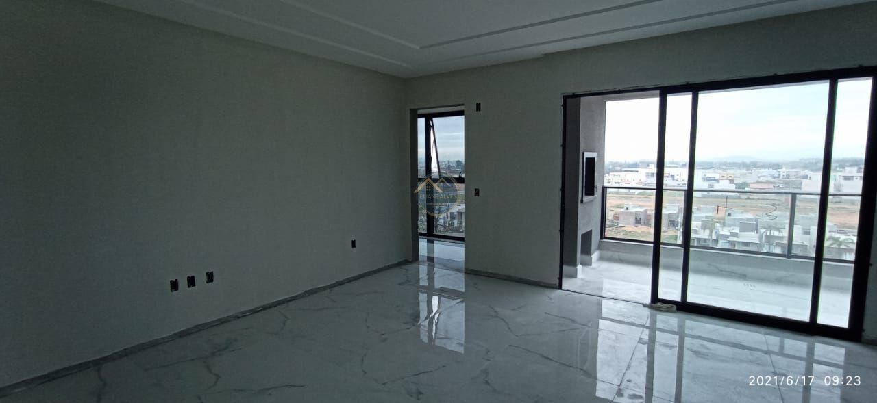 Apartamento à venda com 2 quartos, 79m² - Foto 4