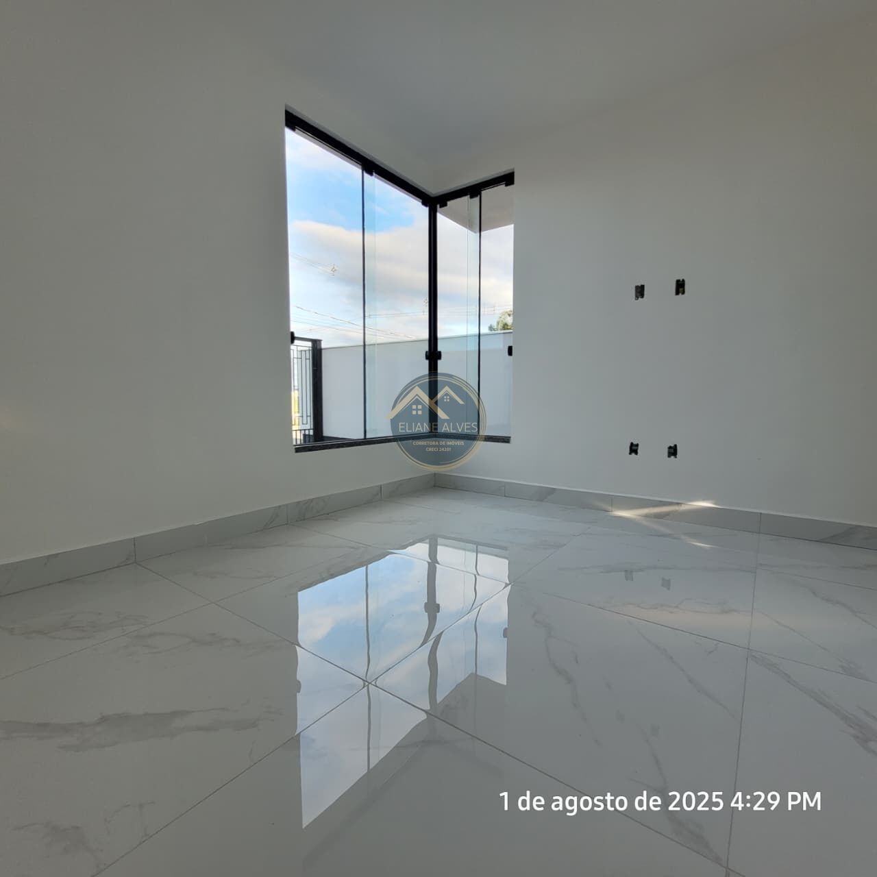 Casa à venda com 2 quartos, 67m² - Foto 14