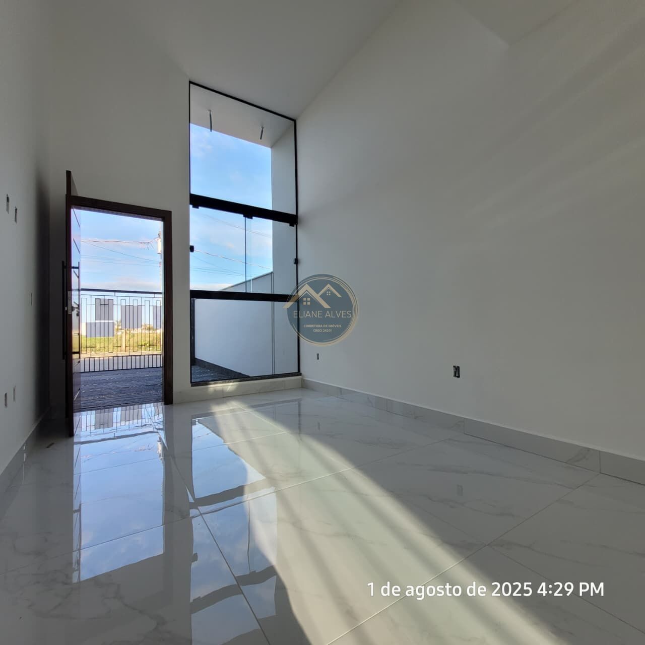 Casa à venda com 2 quartos, 67m² - Foto 7