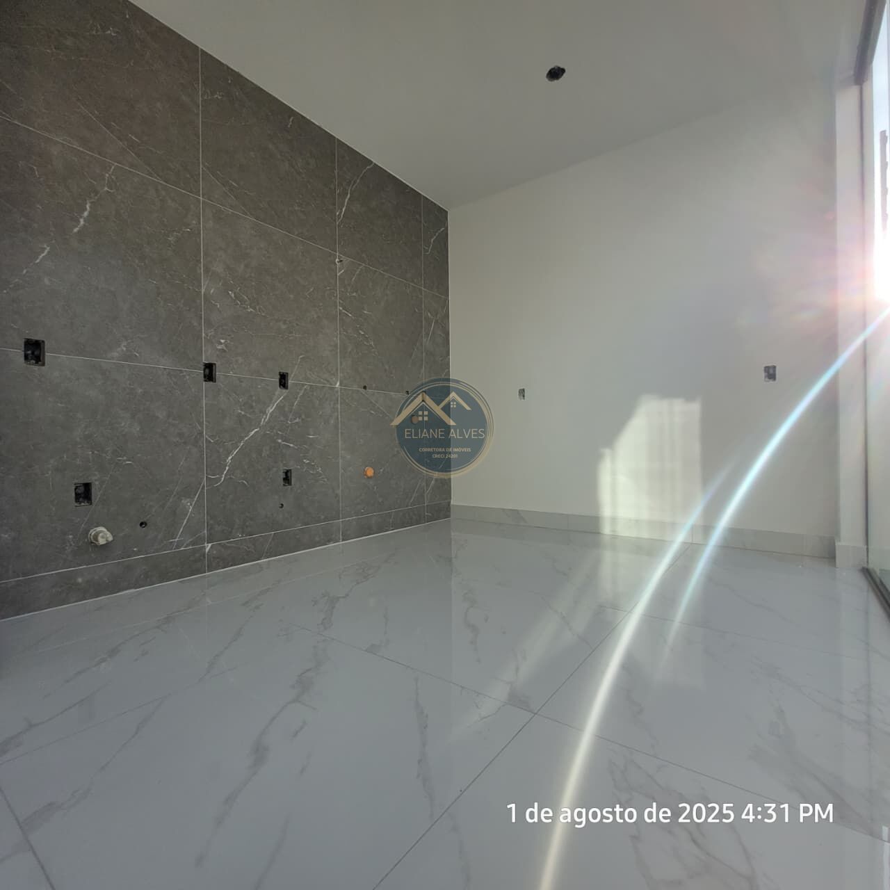 Casa à venda com 2 quartos, 67m² - Foto 11