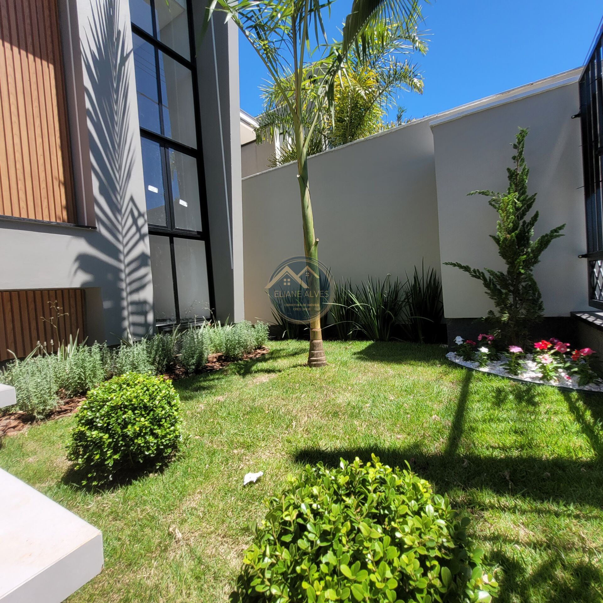 Casa à venda com 3 quartos, 128m² - Foto 4