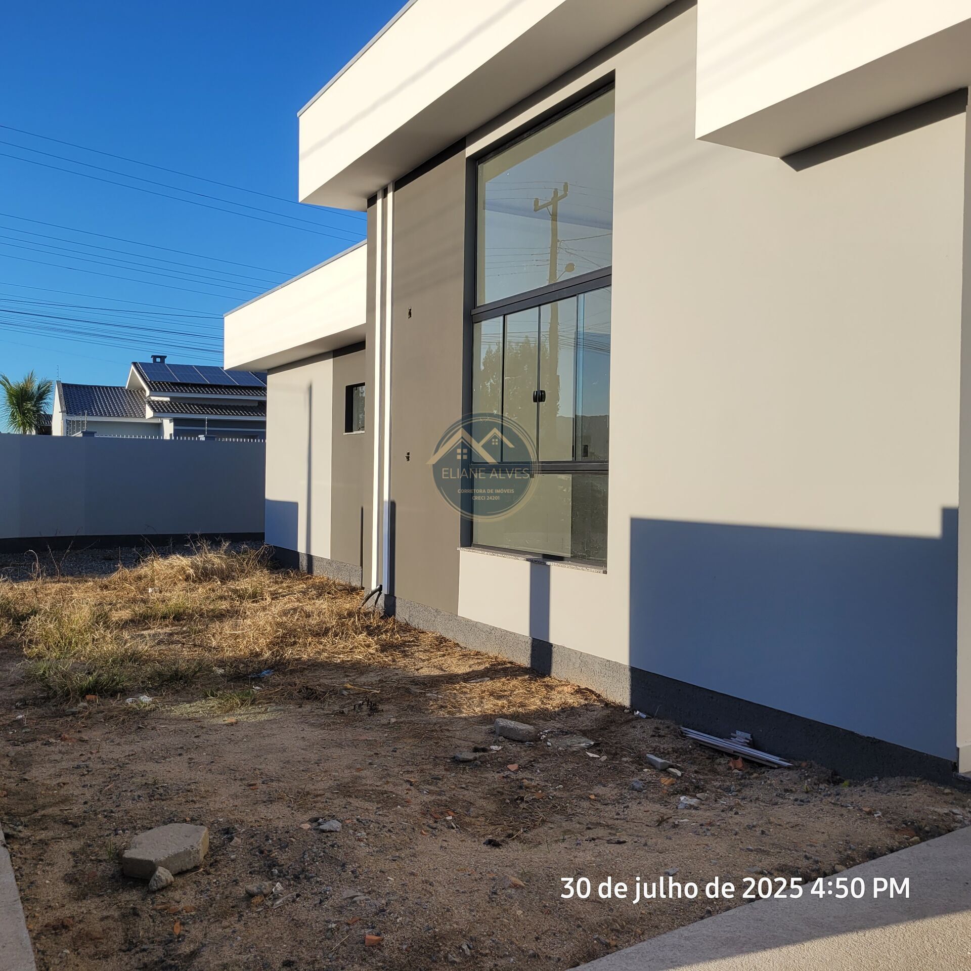 Casa à venda com 3 quartos, 83m² - Foto 4