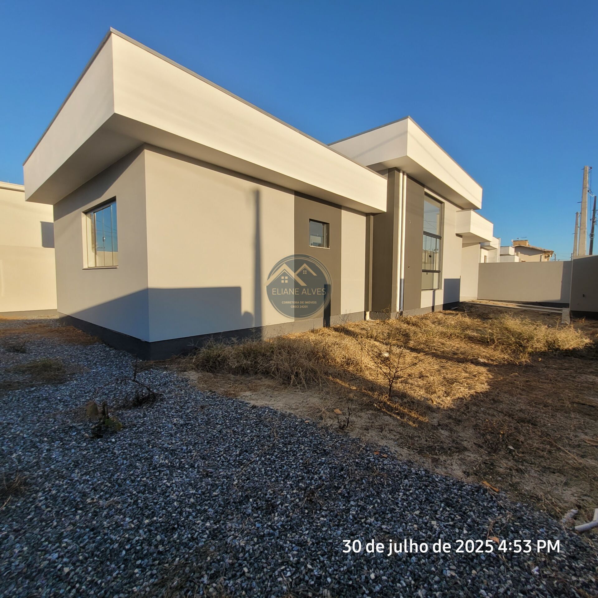 Casa à venda com 3 quartos, 83m² - Foto 26