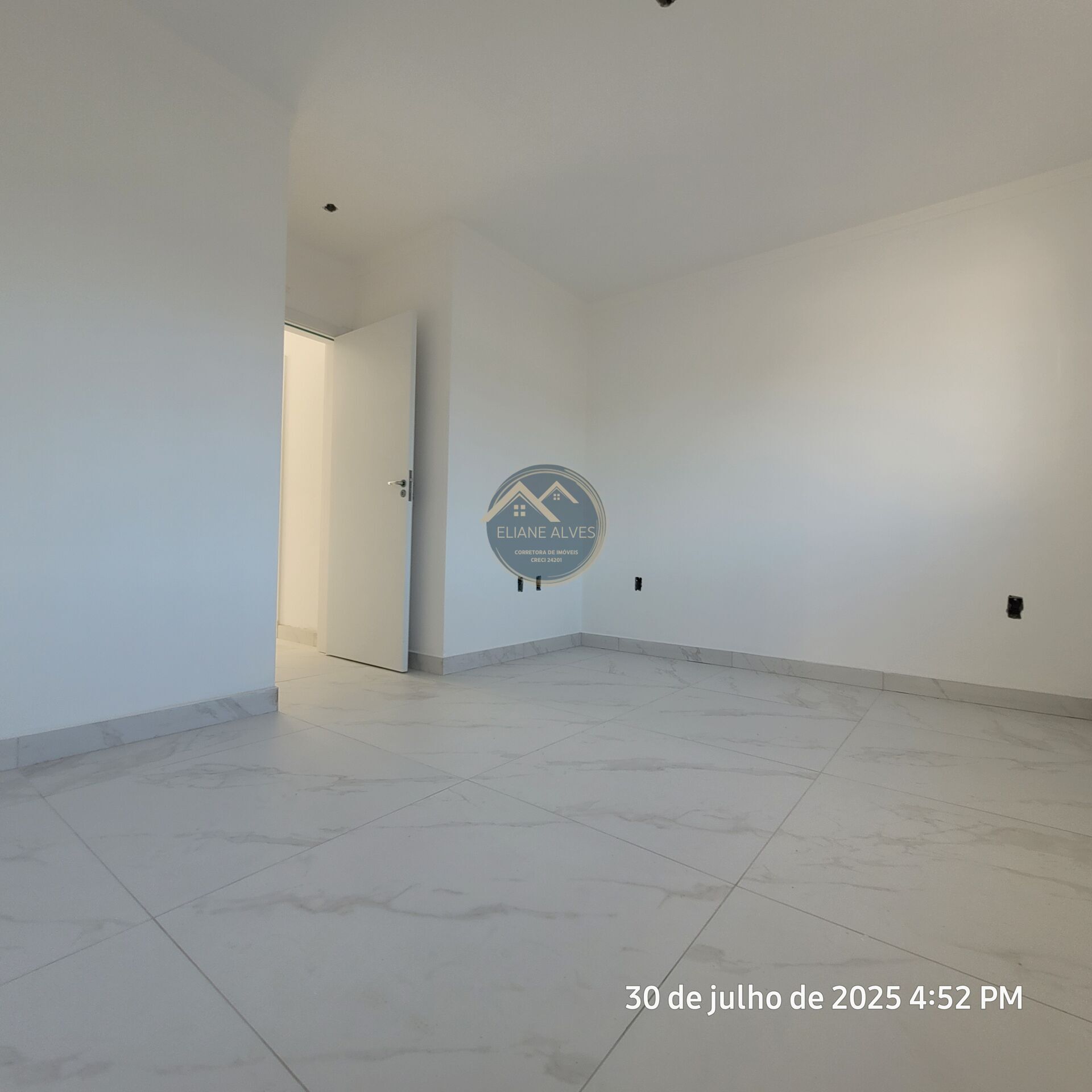 Casa à venda com 3 quartos, 83m² - Foto 22