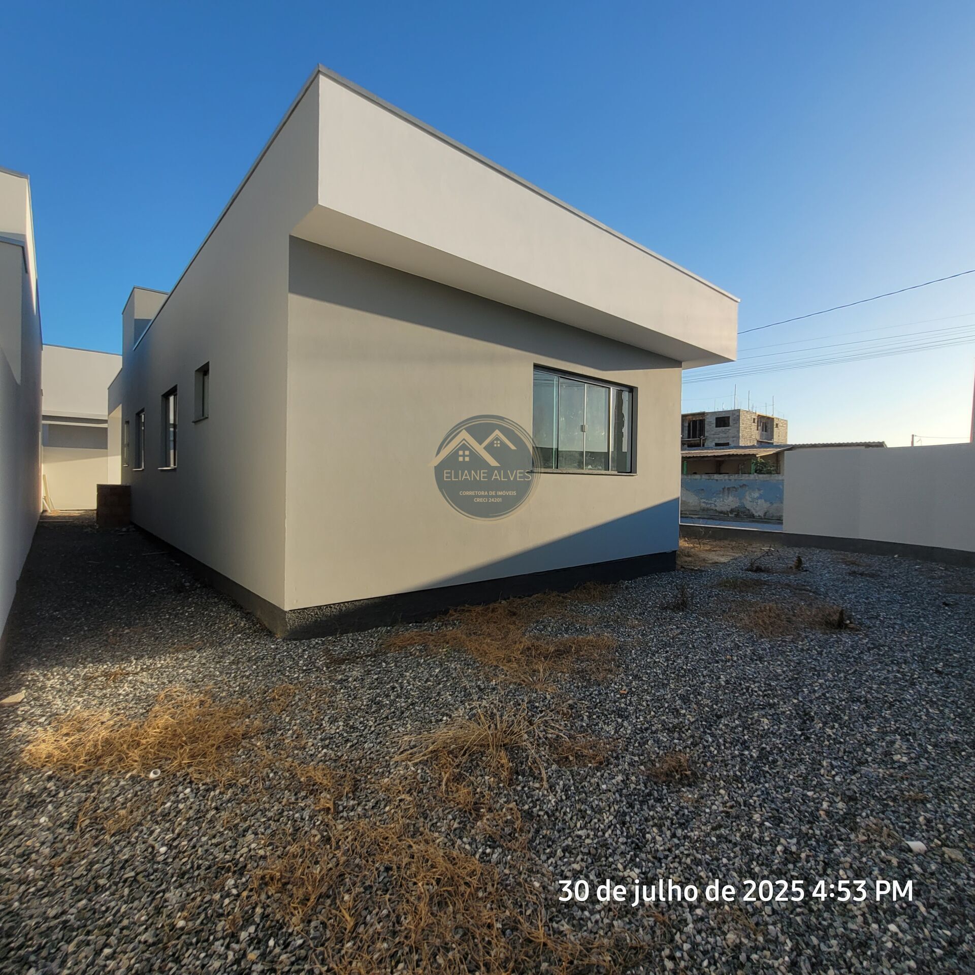 Casa à venda com 3 quartos, 83m² - Foto 28
