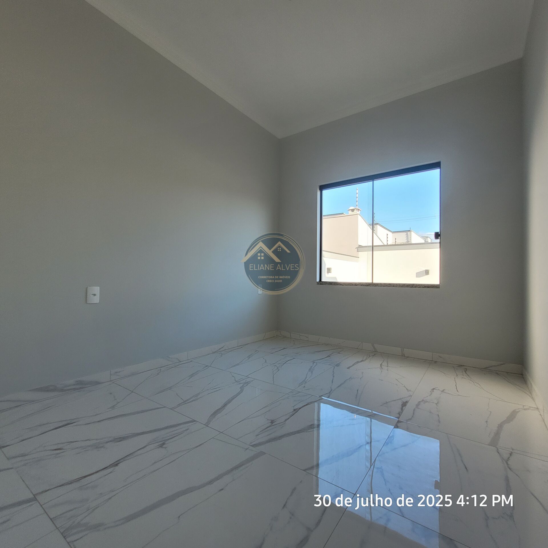 Casa à venda com 3 quartos, 92m² - Foto 12