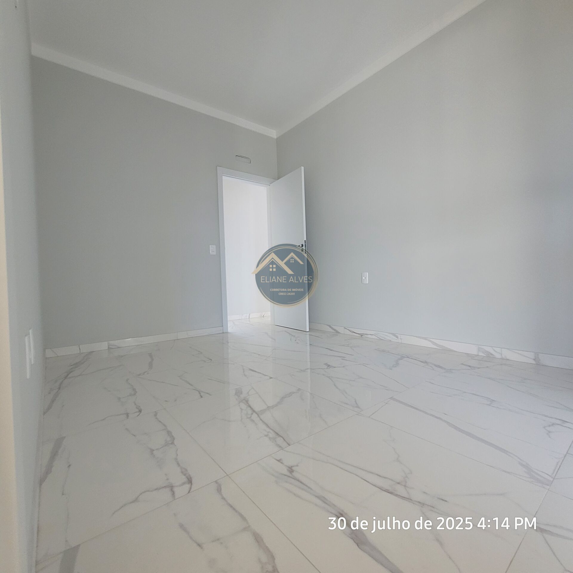 Casa à venda com 3 quartos, 92m² - Foto 18