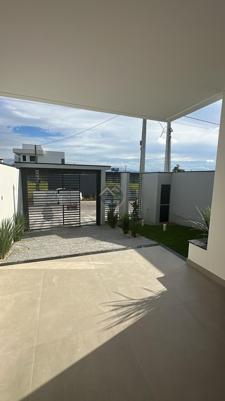 Casa à venda com 2 quartos, 91m² - Foto 4