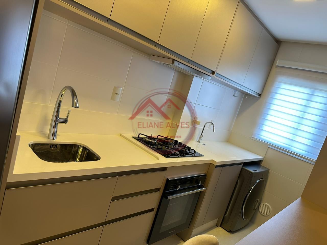 Apartamento à venda com 2 quartos, 68m² - Foto 4