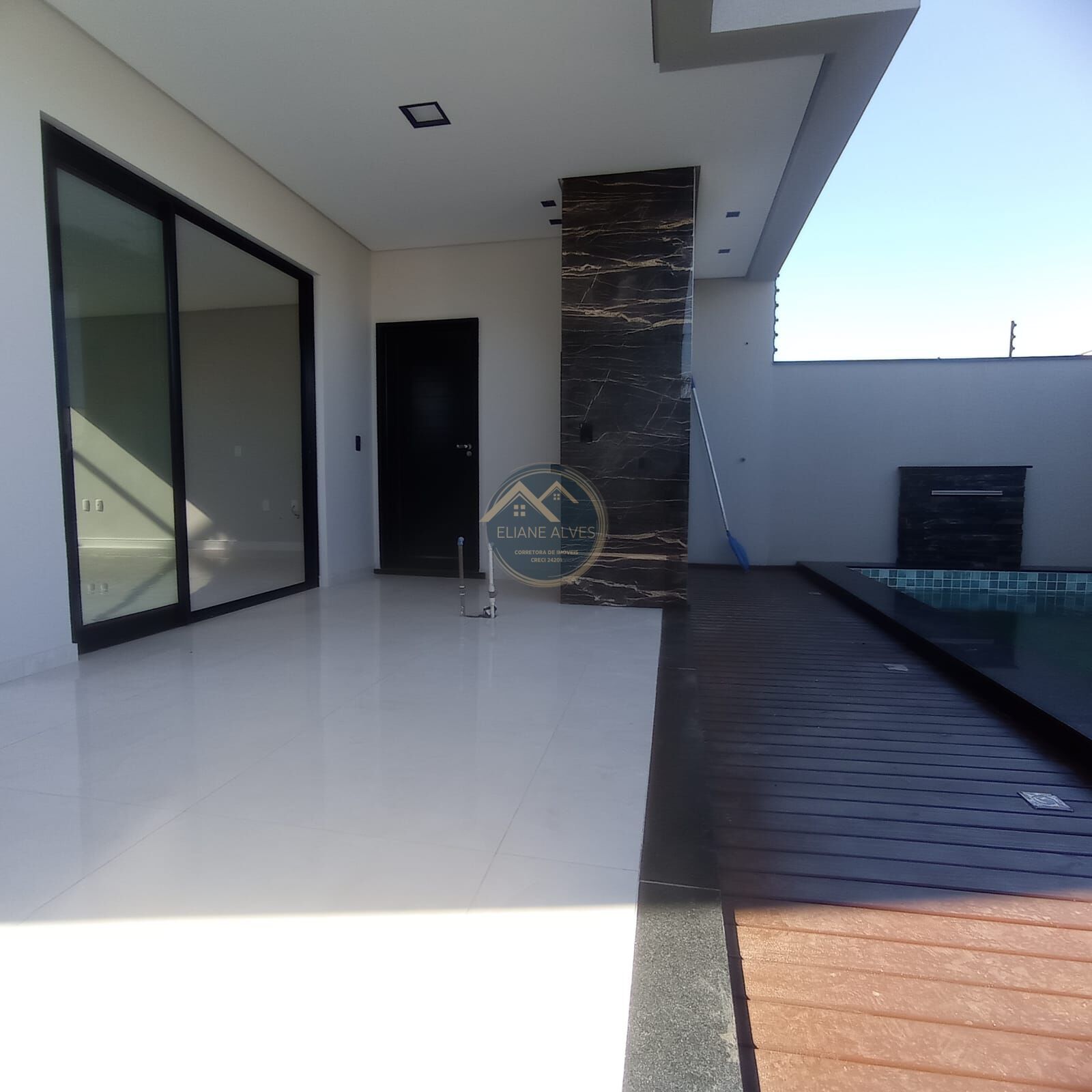 Casa à venda com 3 quartos, 170m² - Foto 11