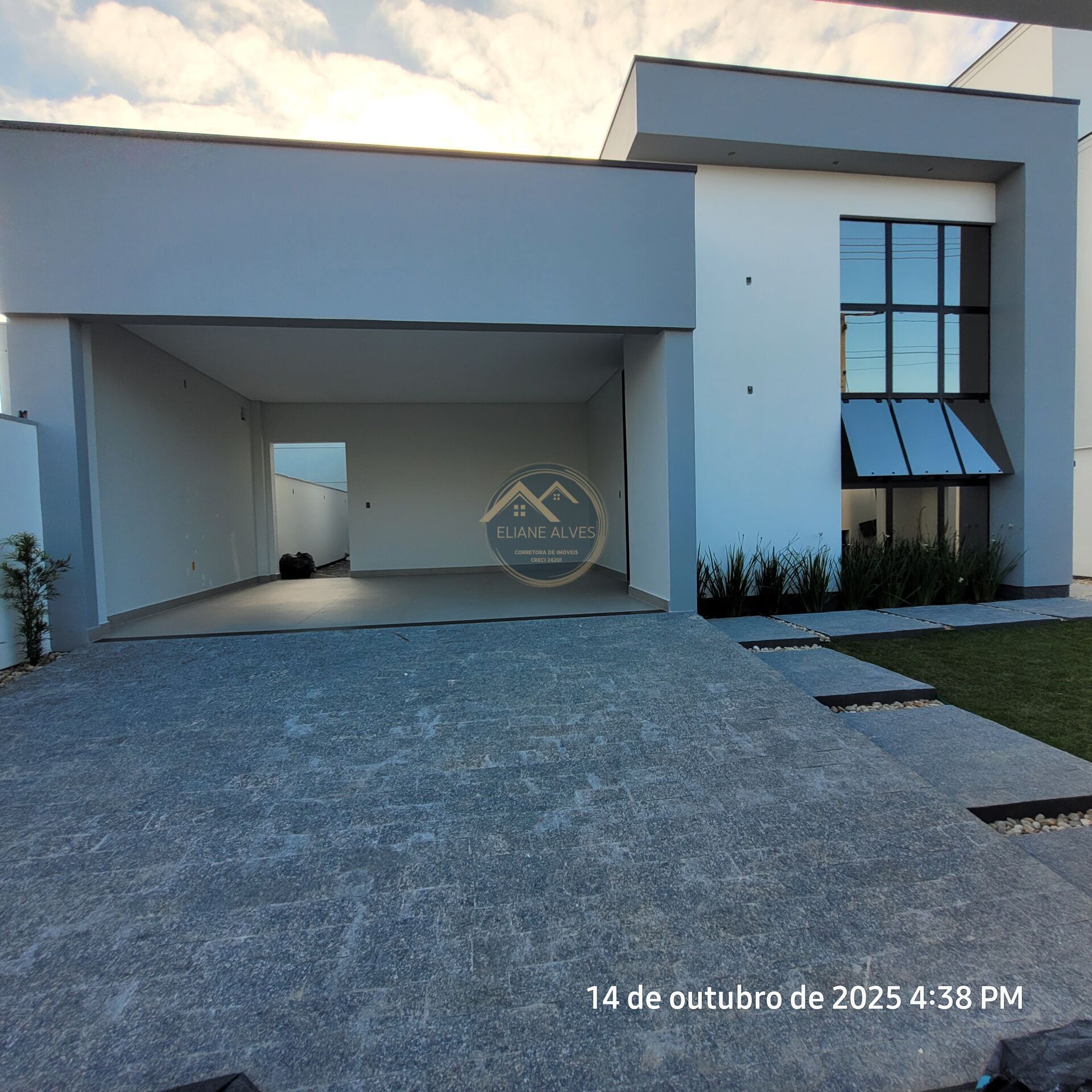 Casa, 3 quartos, 146 m² - Foto 1