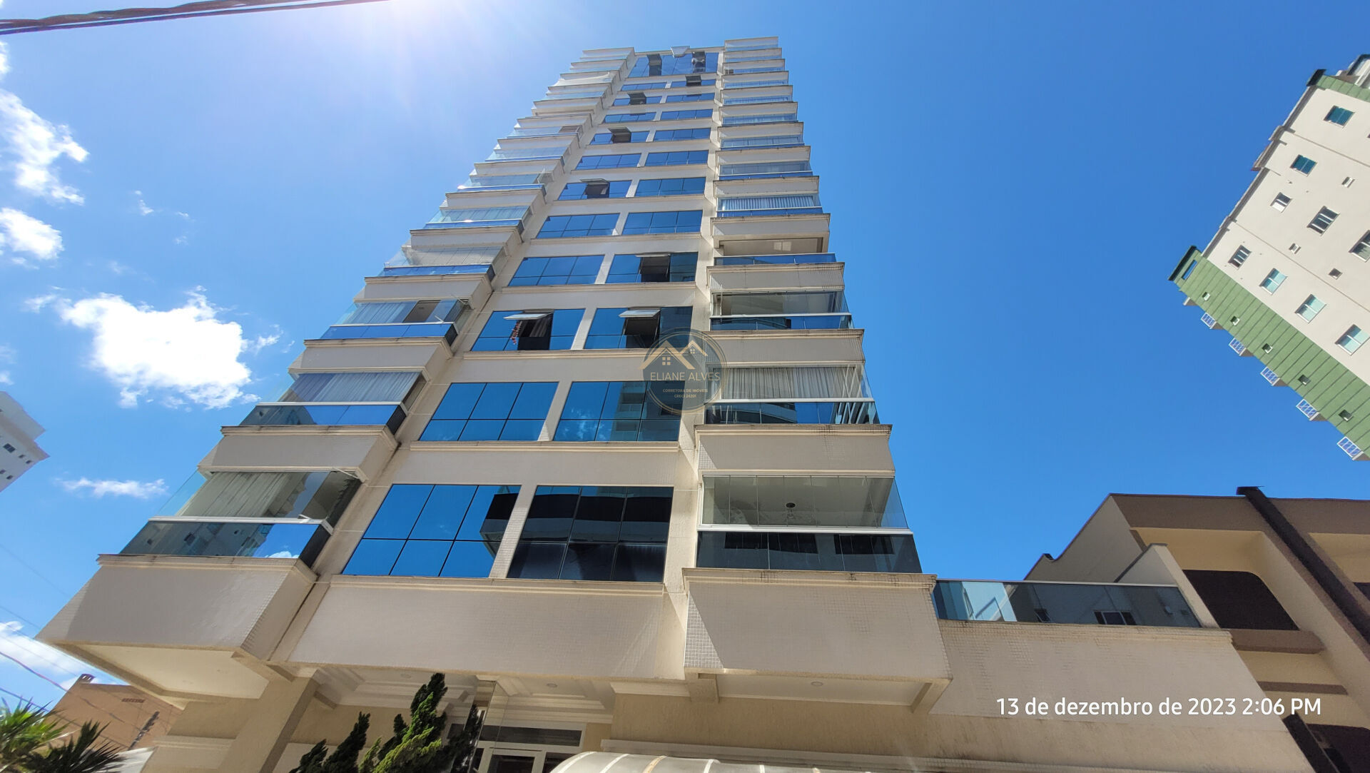 Apartamento Alto Padrão Mobiliado