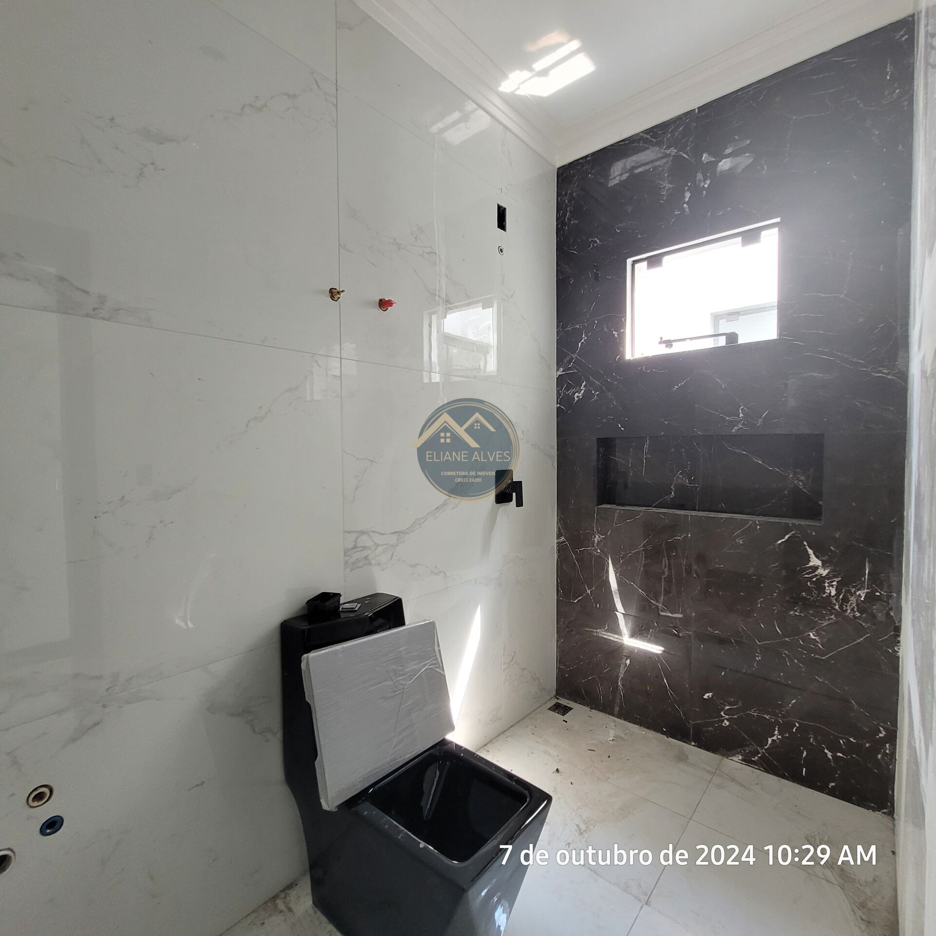 Casa à venda com 3 quartos, 107m² - Foto 9