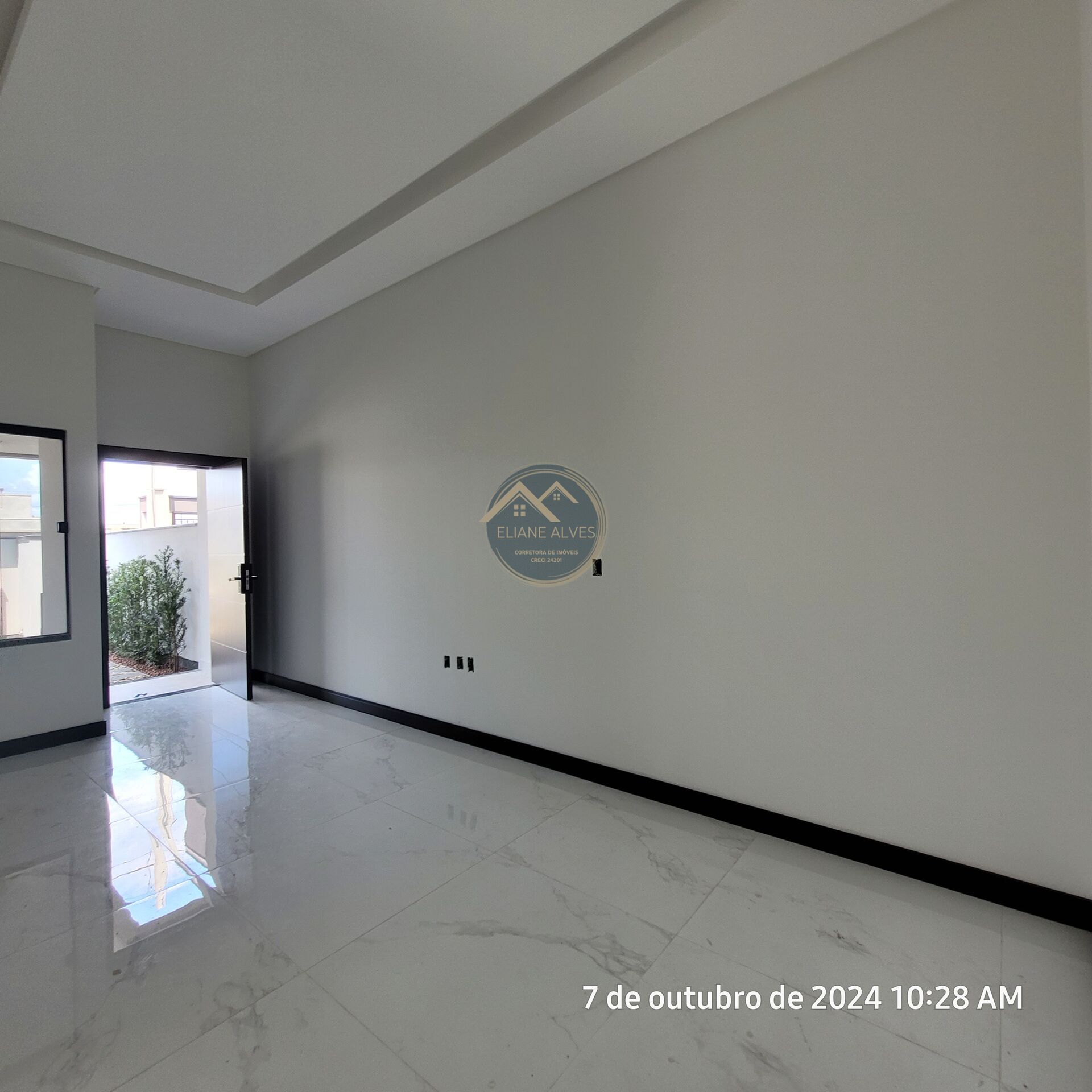 Casa à venda com 3 quartos, 107m² - Foto 7