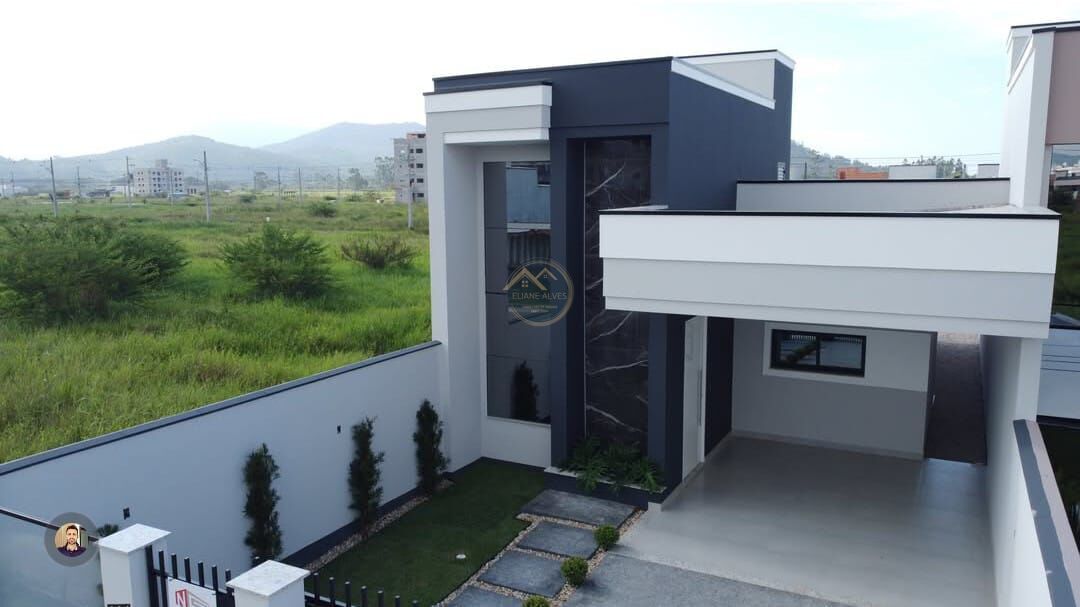 Casa à venda com 2 quartos, 85m² - Foto 3