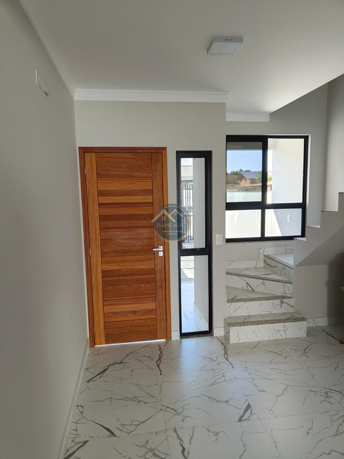 Sobrado à venda com 2 quartos, 76m² - Foto 2