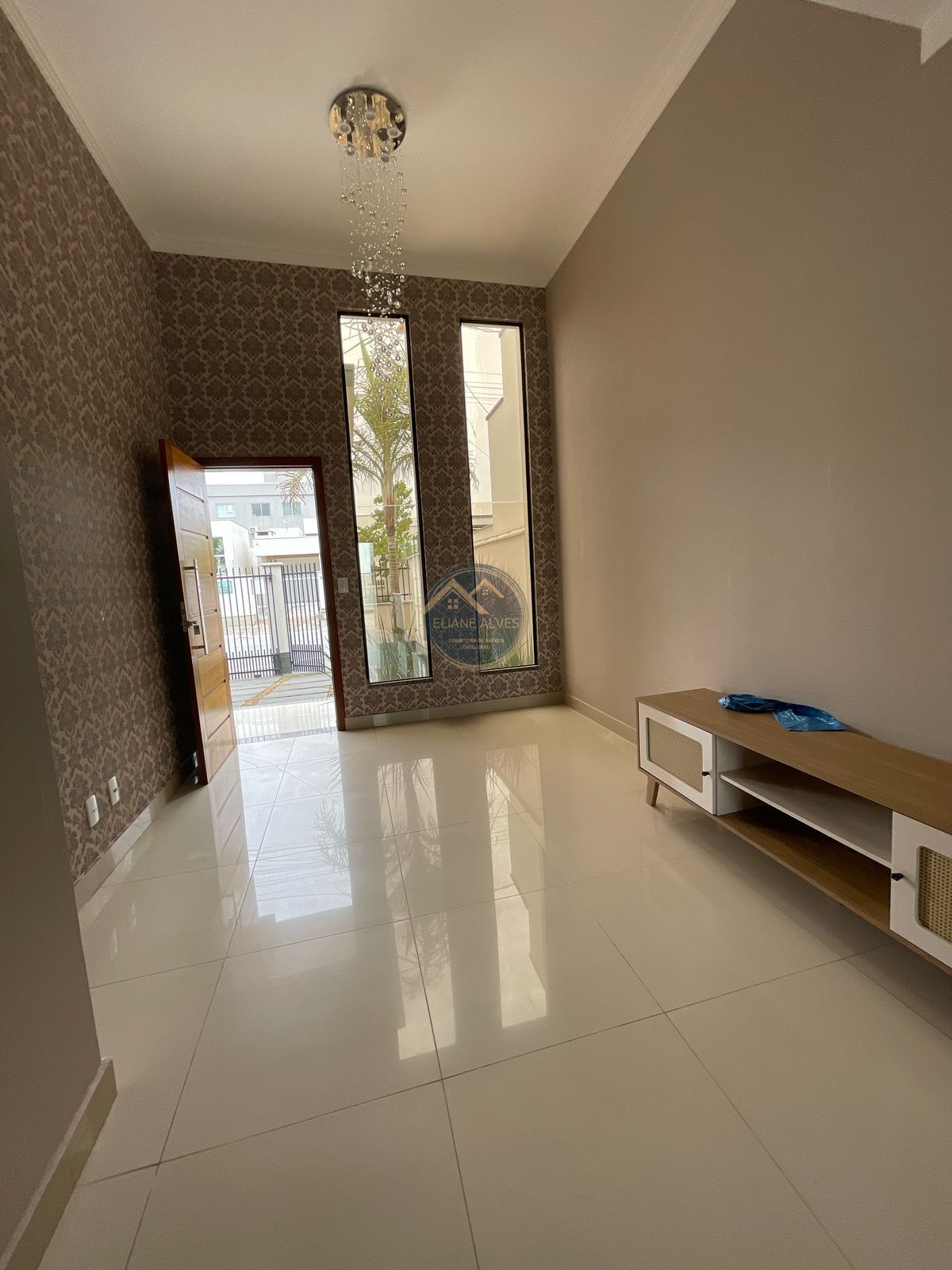 Casa à venda com 2 quartos, 70m² - Foto 5