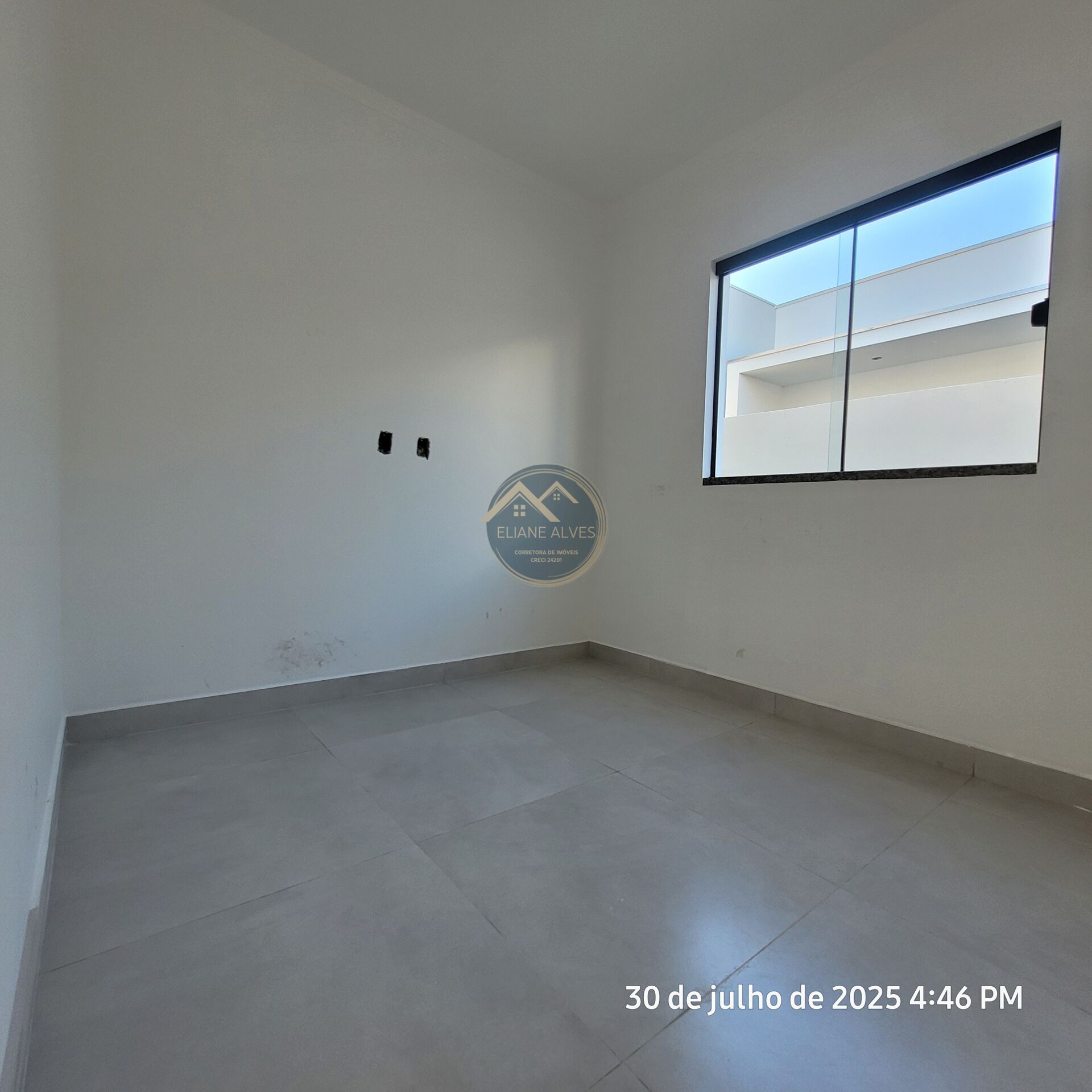 Casa à venda com 2 quartos, 56m² - Foto 7