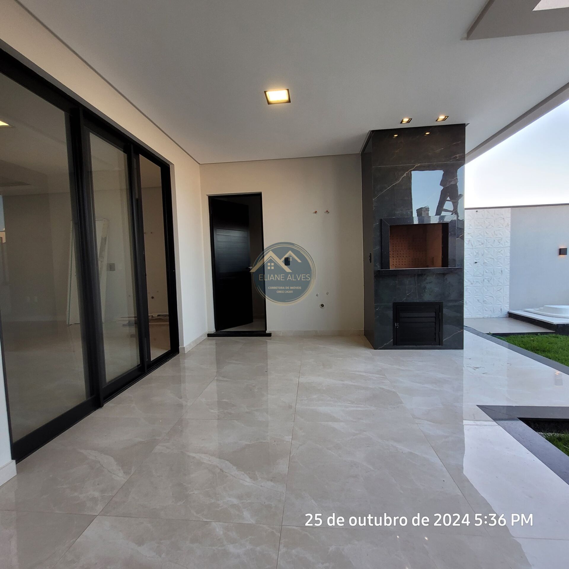 Casa à venda com 3 quartos, 157m² - Foto 10