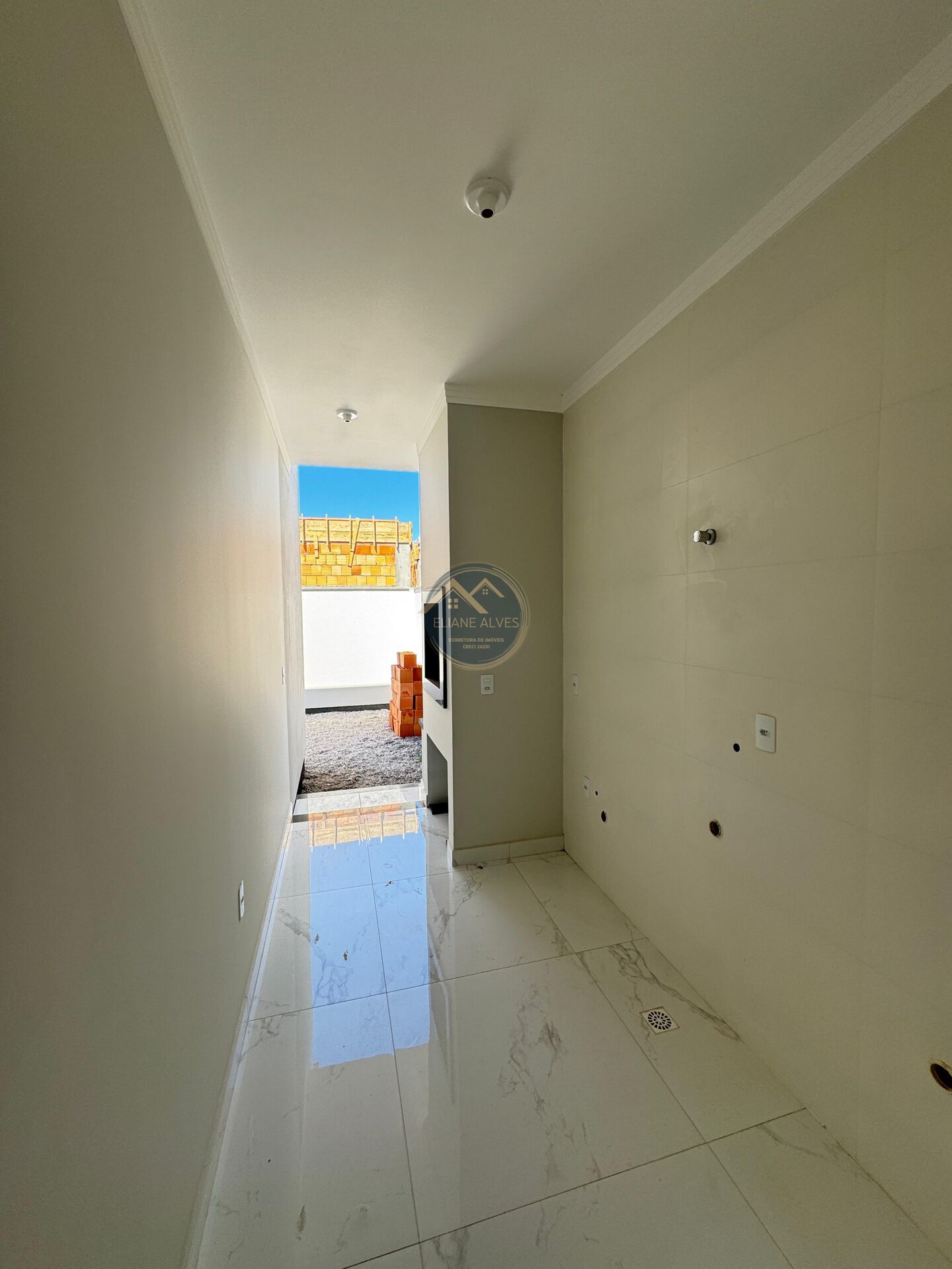 Casa à venda com 3 quartos, 91m² - Foto 9