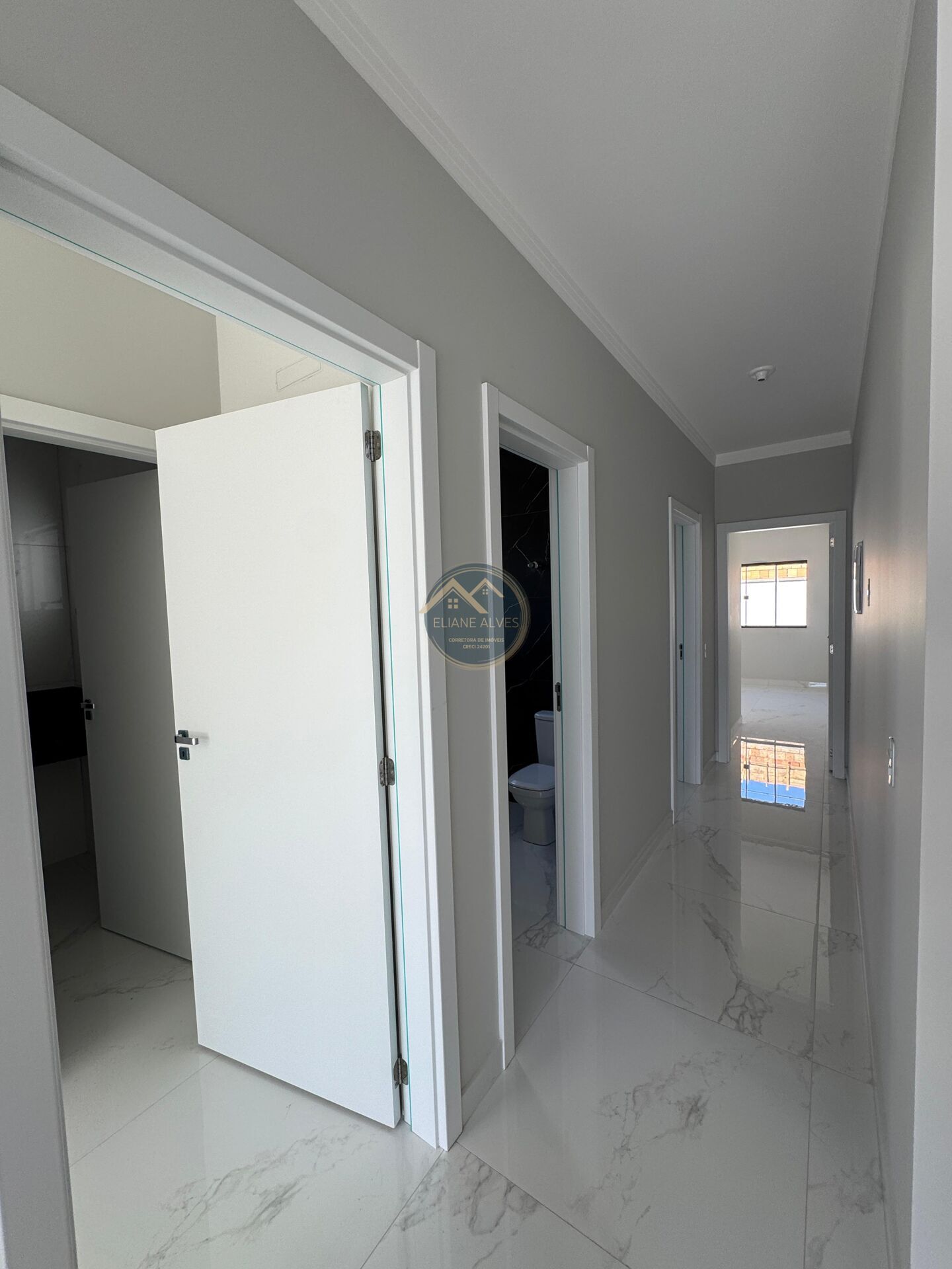 Casa à venda com 3 quartos, 91m² - Foto 11