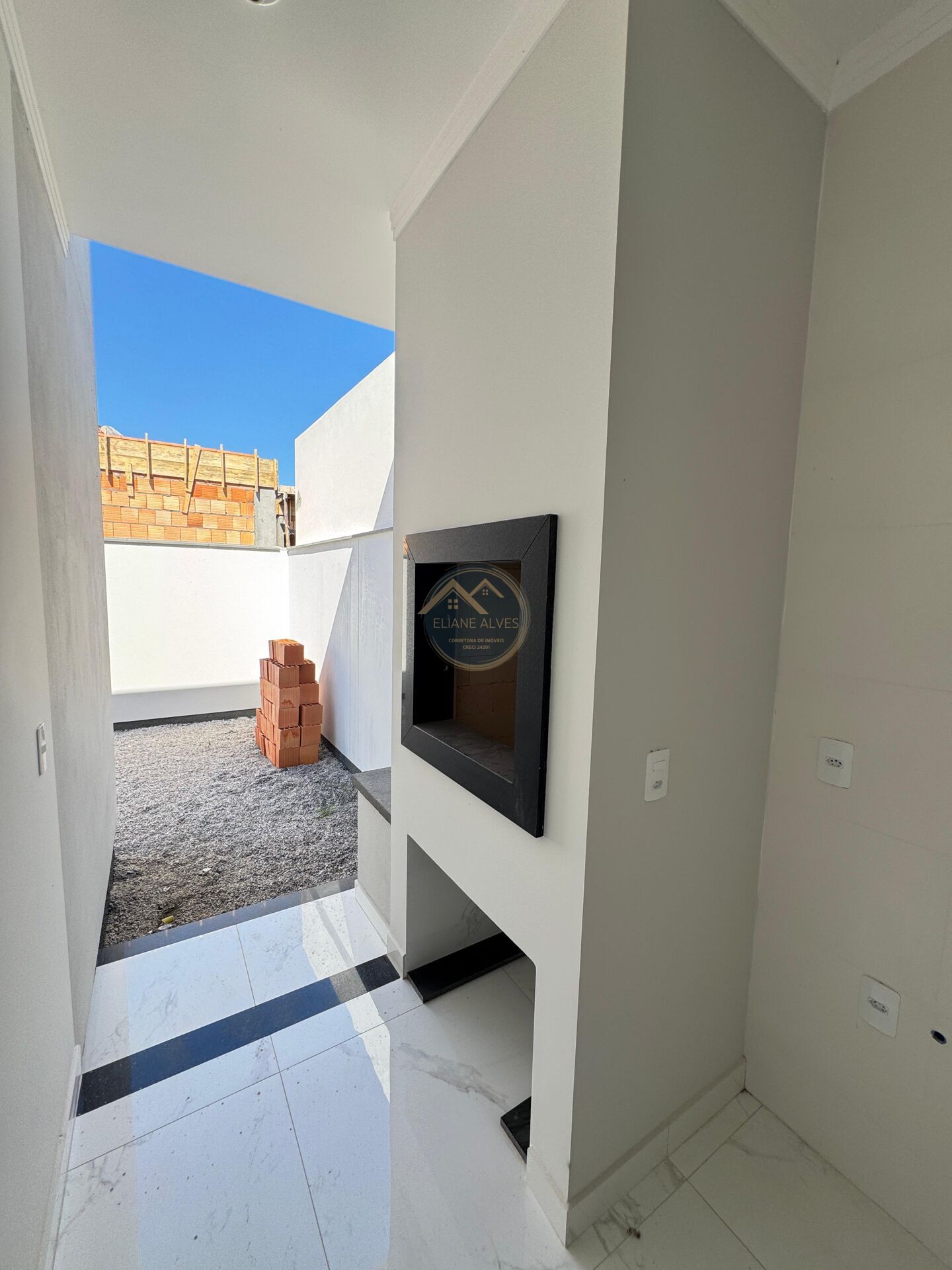 Casa à venda com 3 quartos, 91m² - Foto 10