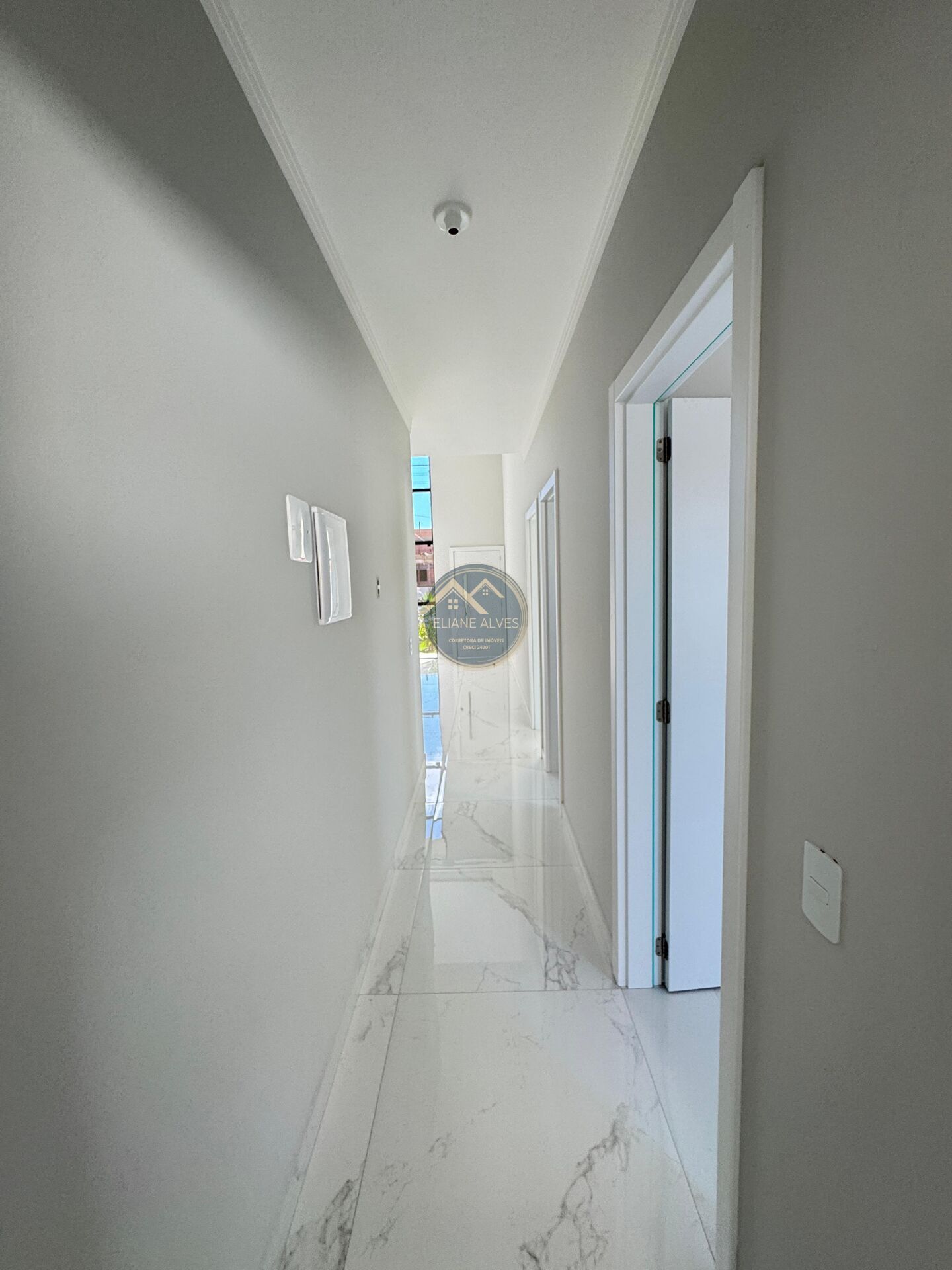 Casa à venda com 3 quartos, 91m² - Foto 12