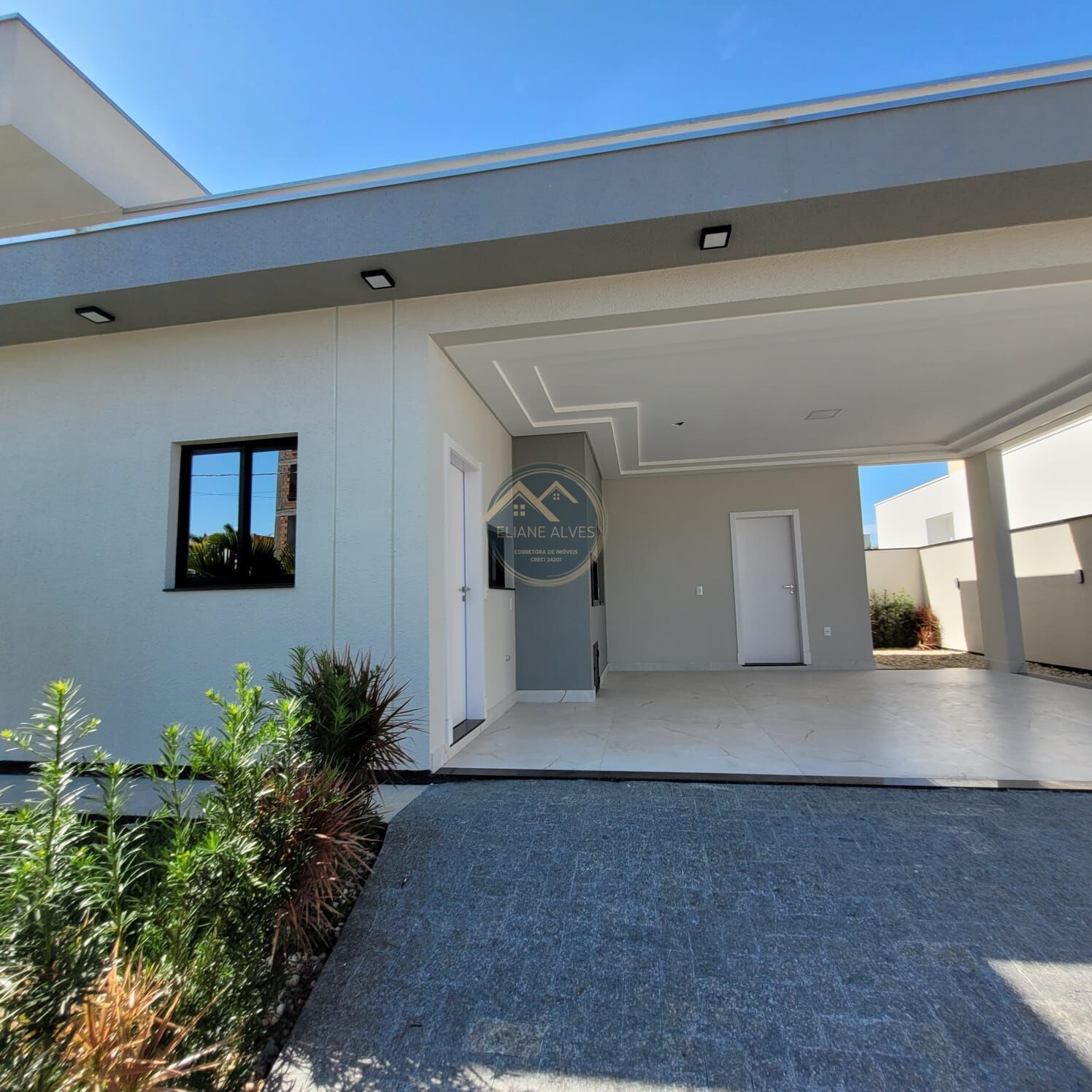 Casa à venda com 3 quartos, 99m² - Foto 7