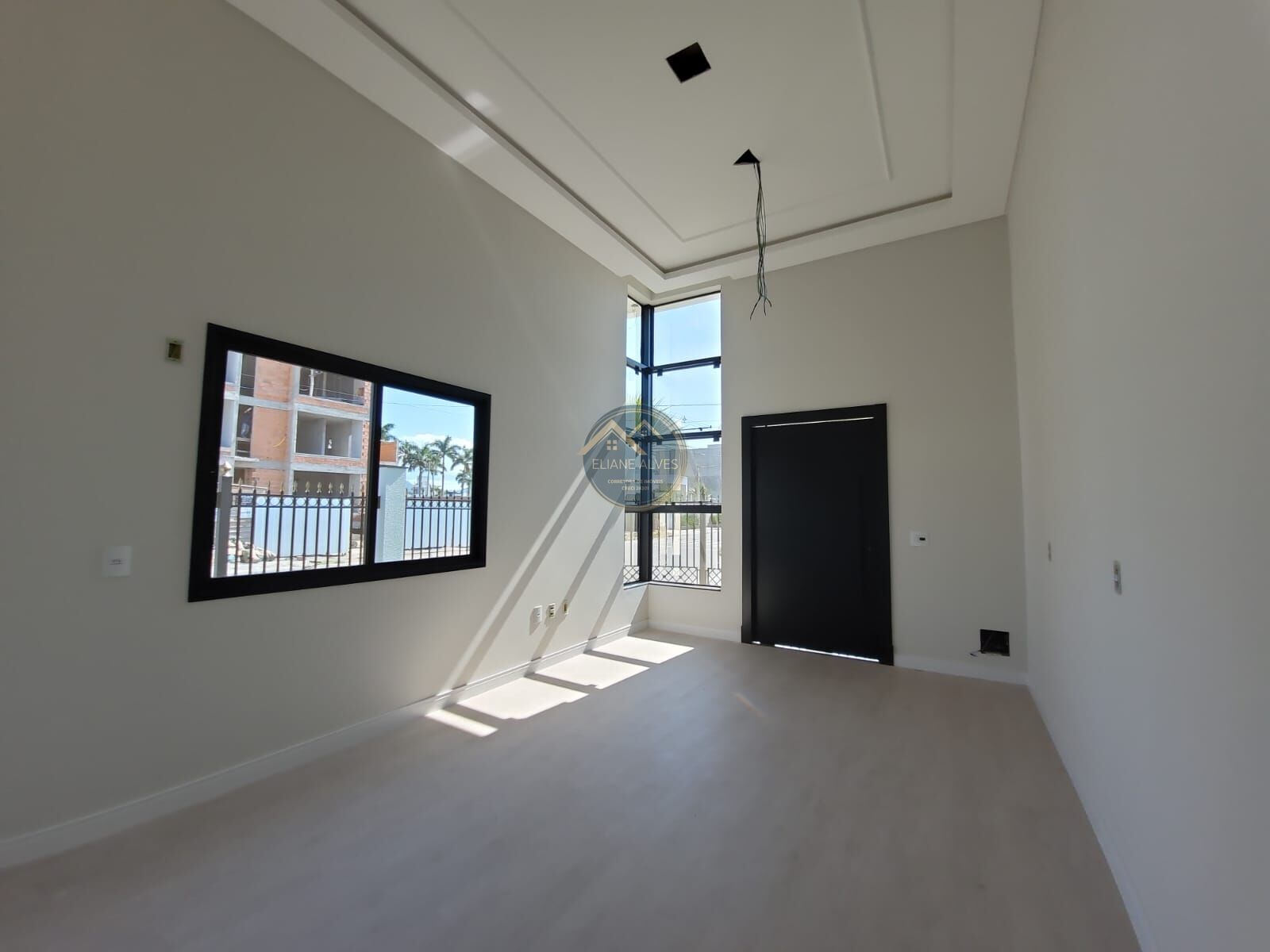 Casa à venda com 3 quartos, 99m² - Foto 12