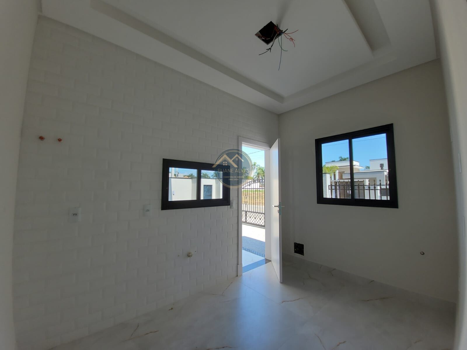 Casa à venda com 3 quartos, 99m² - Foto 15