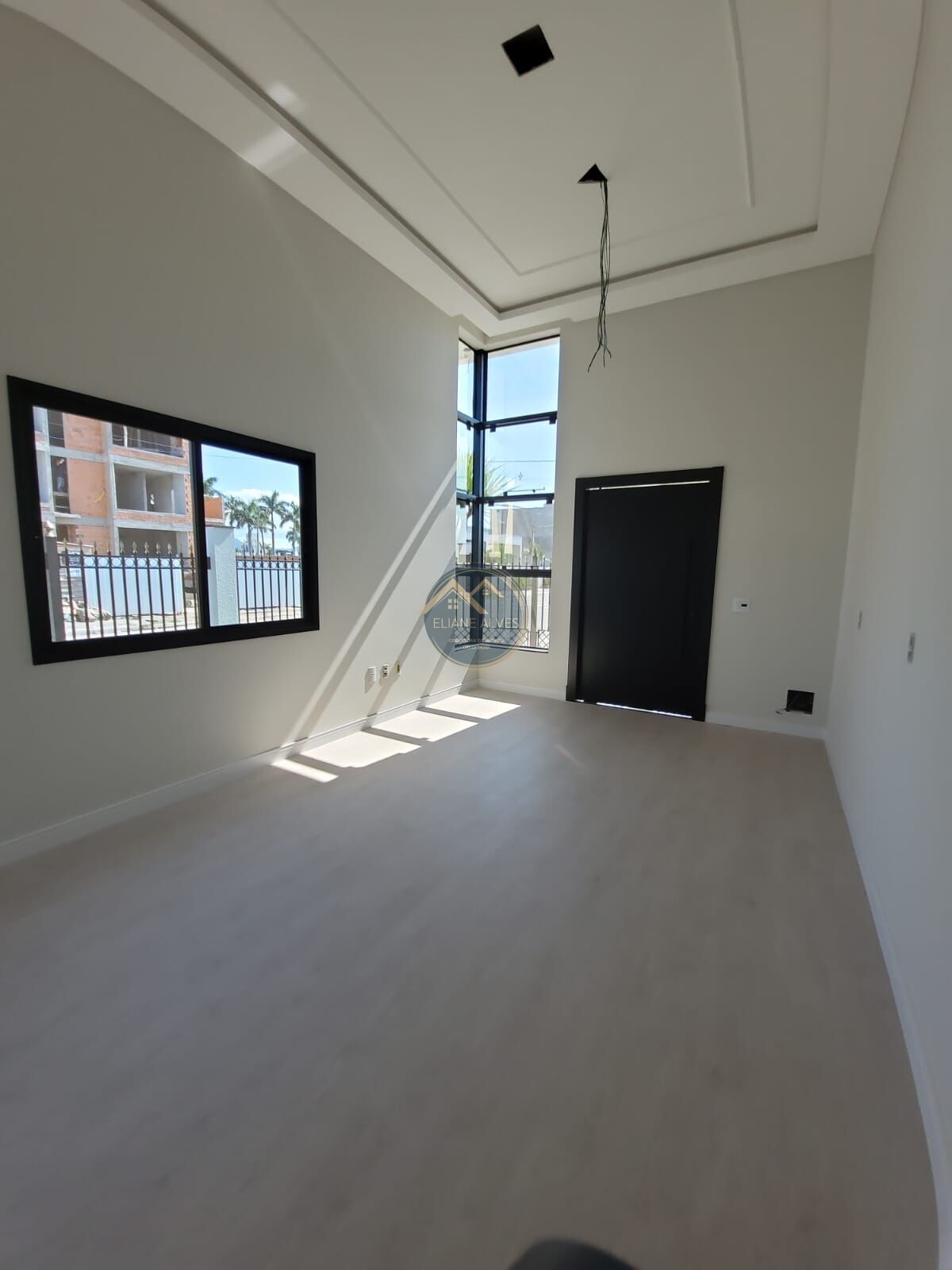 Casa à venda com 3 quartos, 99m² - Foto 11