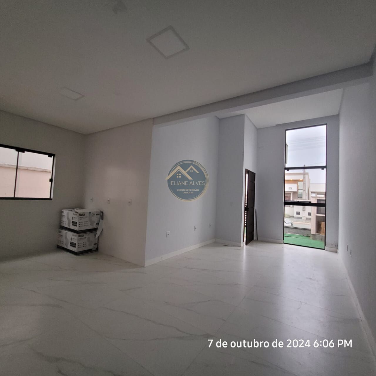 Casa à venda com 3 quartos, 79m² - Foto 11