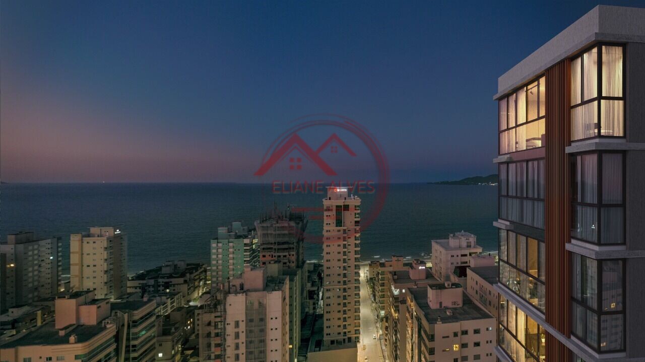 Apartamento à venda na quadra do mar Meia Praia - Itapema/SC