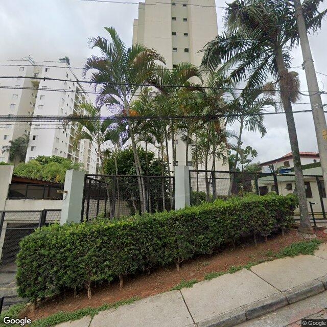 Imagem estática do "Street View" da localização