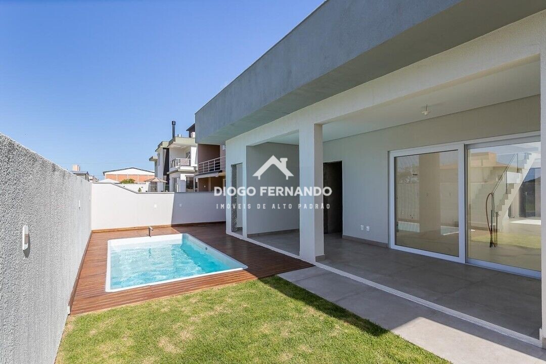 Casa à venda com 4 quartos, 360m² - Foto 2