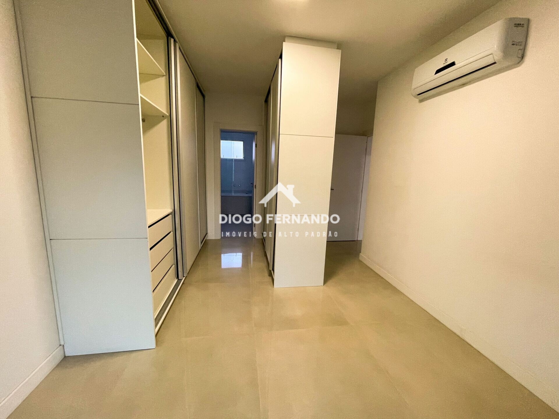 Apartamento à venda com 4 quartos, 192m² - Foto 19