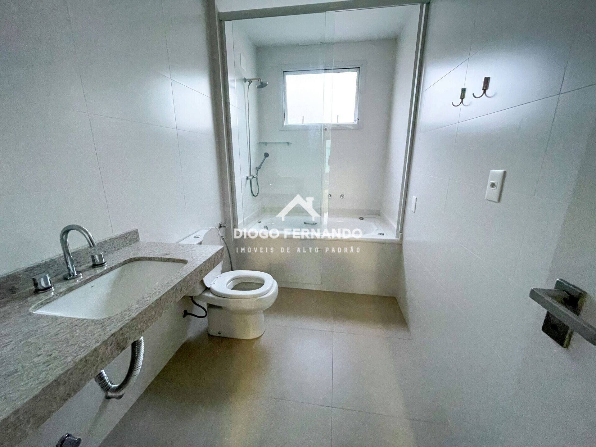 Apartamento à venda com 4 quartos, 192m² - Foto 20