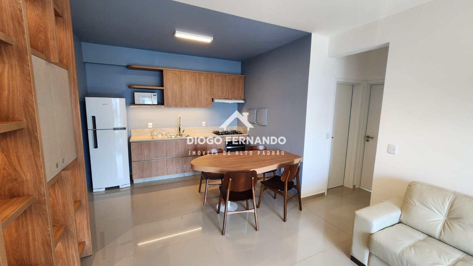 Apartamento à venda com 2 quartos, 68m² - Foto 4