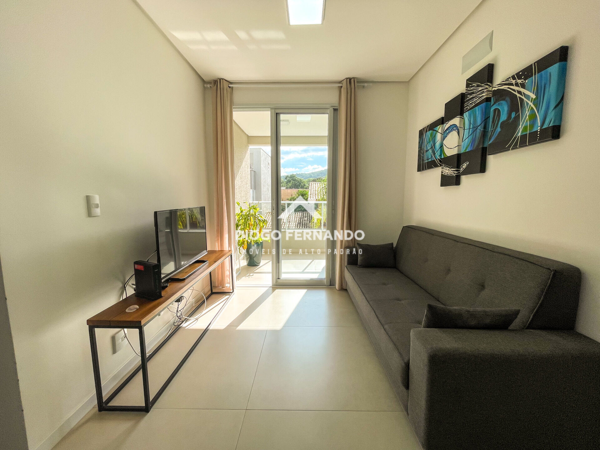 Apartamento à venda com 2 quartos, 73m² - Foto 1