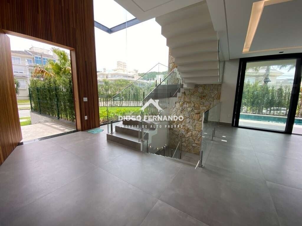 Casa à venda com 5 quartos, 542m² - Foto 9