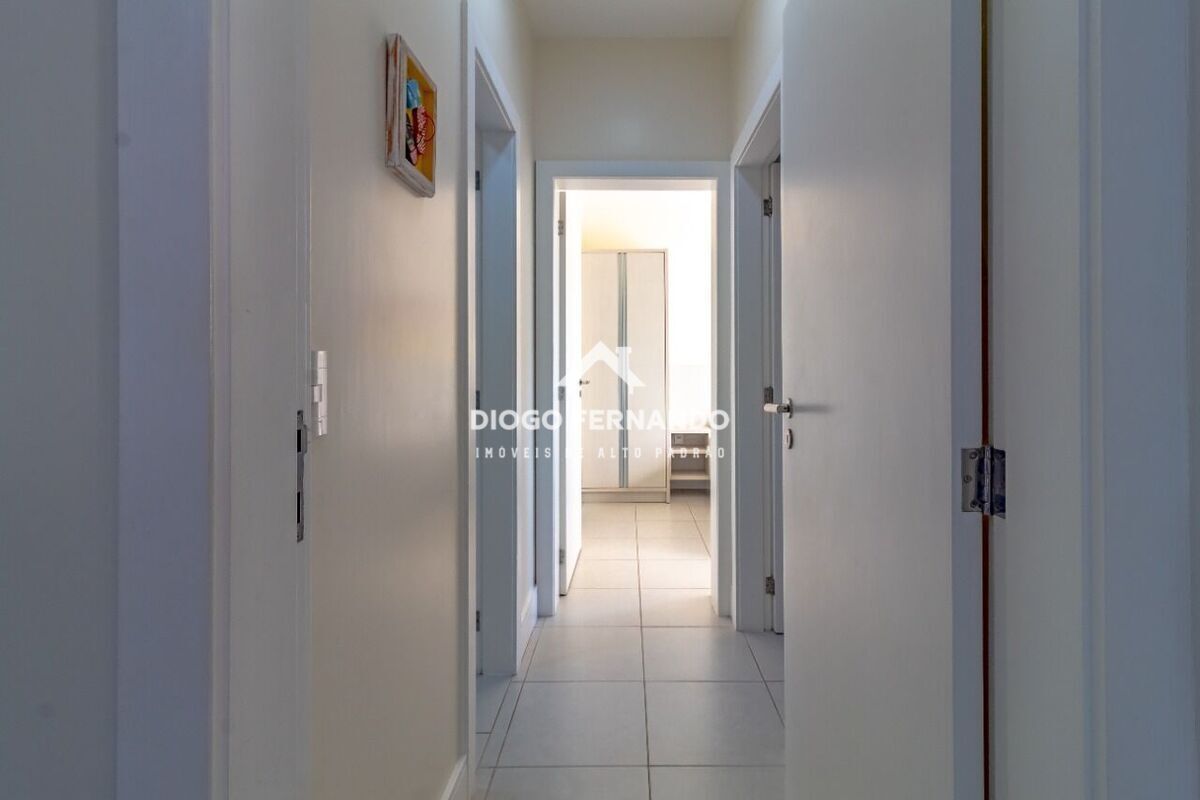 Apartamento para alugar com 2 quartos, 72m² - Foto 11