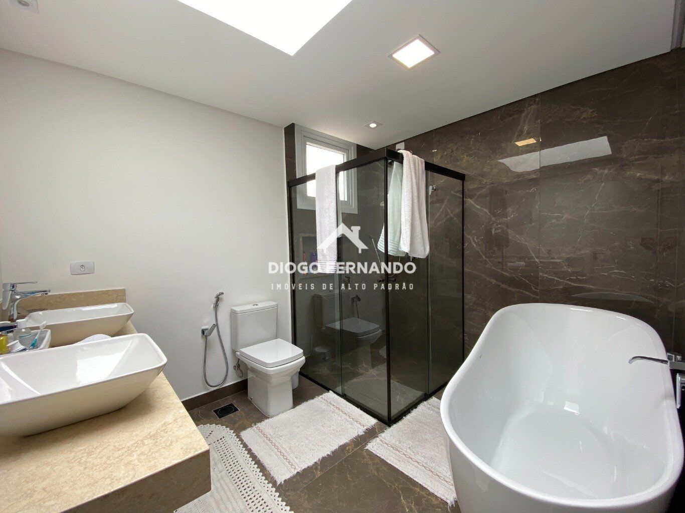 Casa, 4 quartos, 320 m² - Foto 47