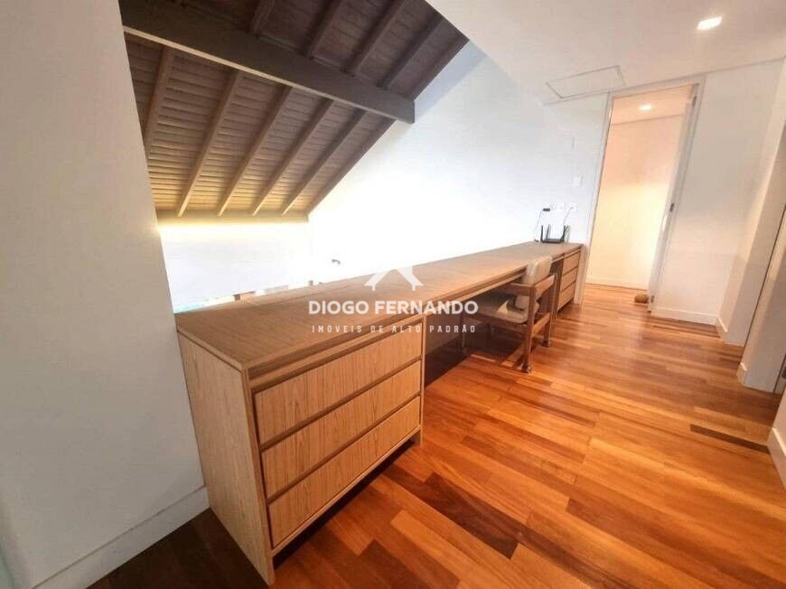 Casa à venda com 4 quartos, 360m² - Foto 20