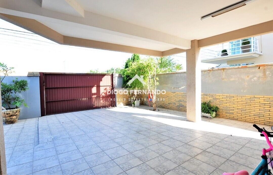 Casa à venda com 5 quartos, 305m² - Foto 24