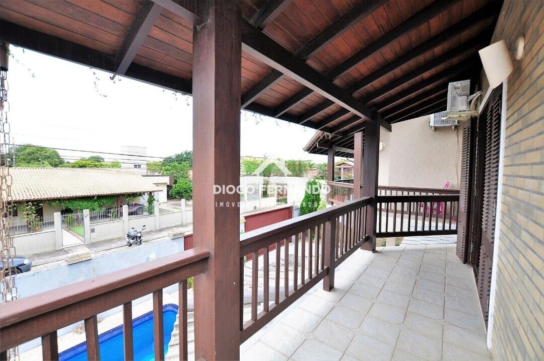 Casa à venda com 5 quartos, 305m² - Foto 22