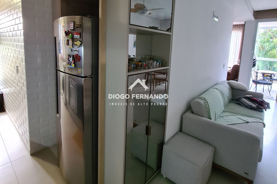 Apartamento à venda com 3 quartos, 96m² - Foto 8