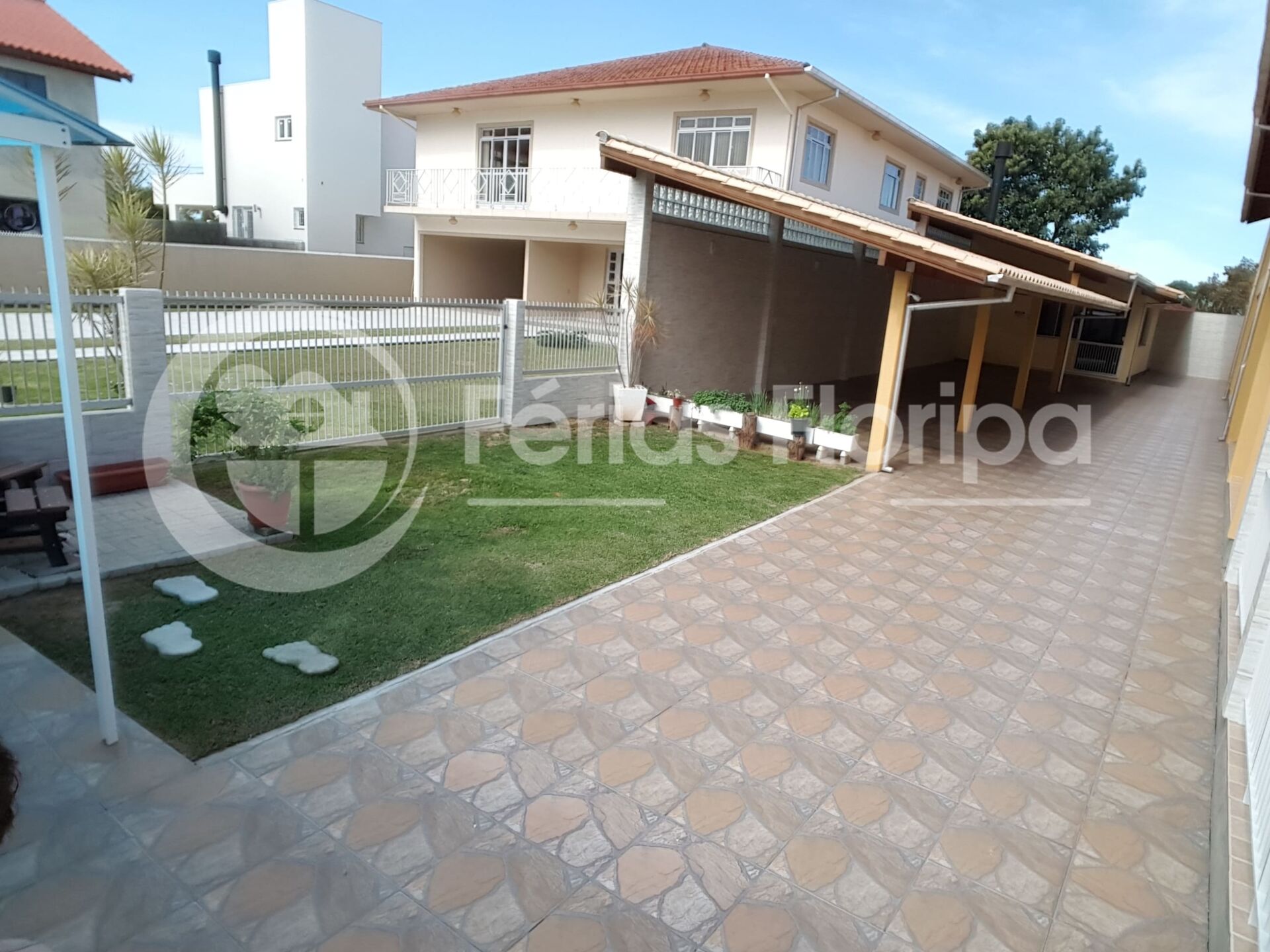 Apartamento para alugar com 2 quartos, 75m² - Foto 16