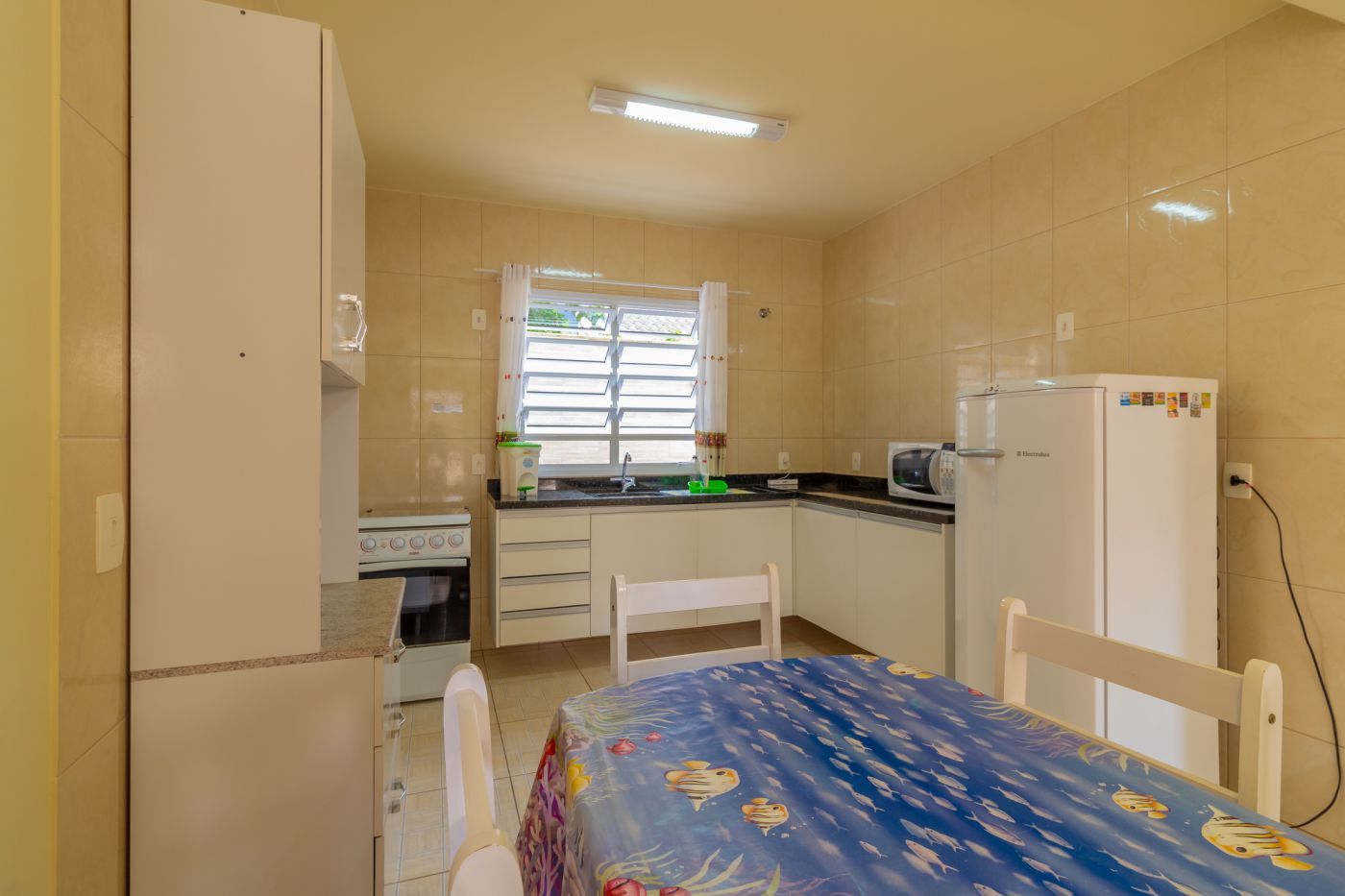 Apartamento para alugar com 2 quartos, 75m² - Foto 5