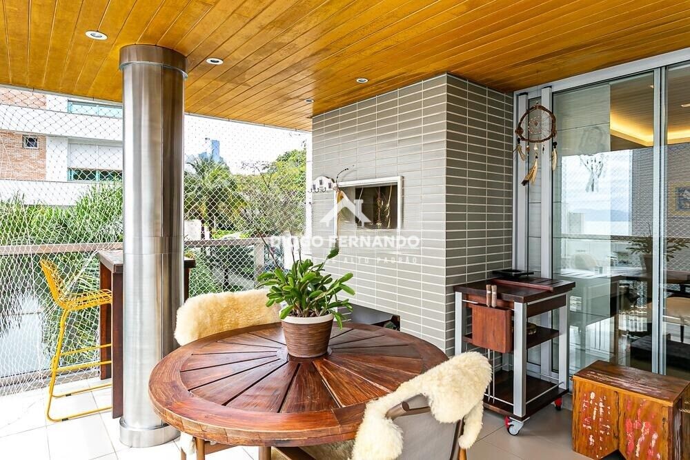 Apartamento, 3 quartos, 237 m² - Foto 2